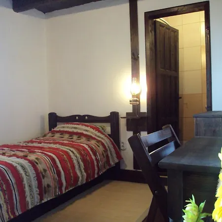 Guest House Golemanite *